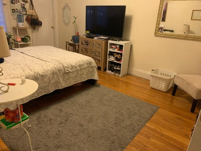 Building Photo - 19 Melvin Ave