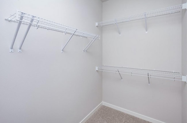 Building Photo - TONS OF LIVING SPACE!! 3 Bedrooms and 3 Bathrooms in Carlisle!