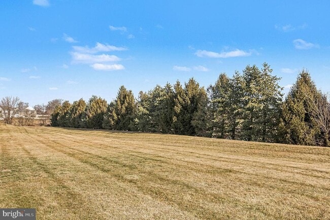 Building Photo - 156 Sparrow Rd