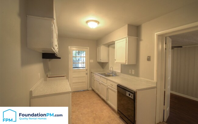 Building Photo - 1293 Wedgewood St