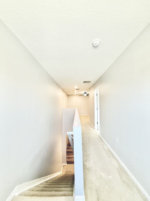 Building Photo - 3824 Exeter Ln