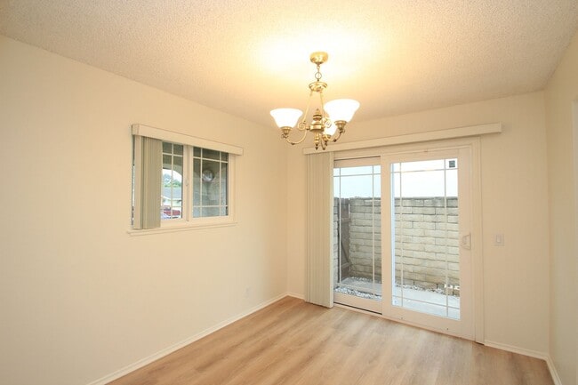 Building Photo - Welcome to this beautifully refreshed 4-bedroom, 2-bath two-story home located in desirable North...