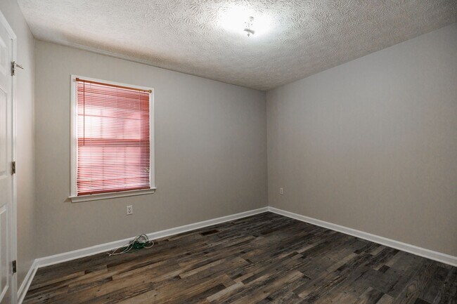 Building Photo - 1160 Grayson Ln