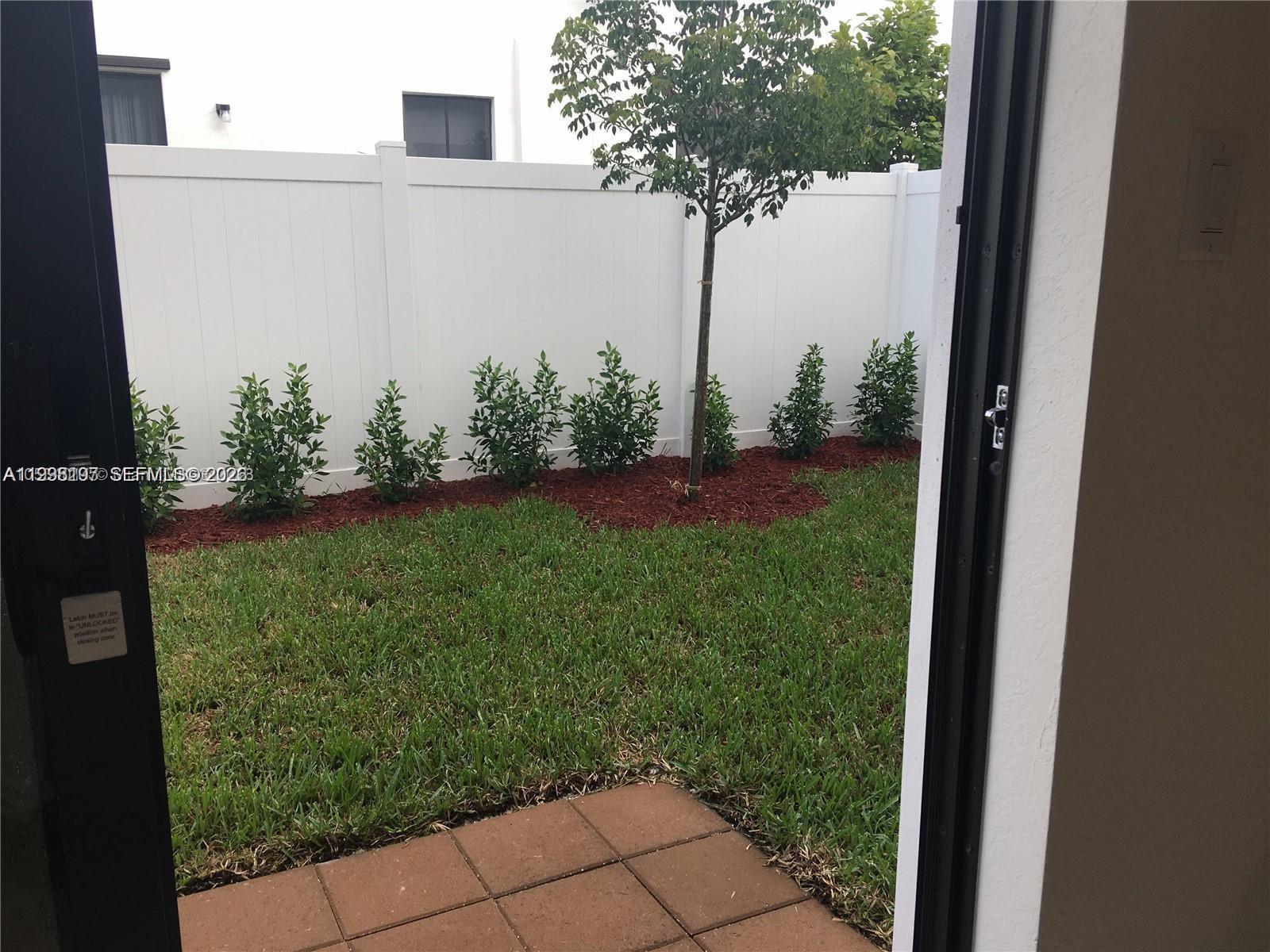 Building Photo - 10323 W 34th Ln