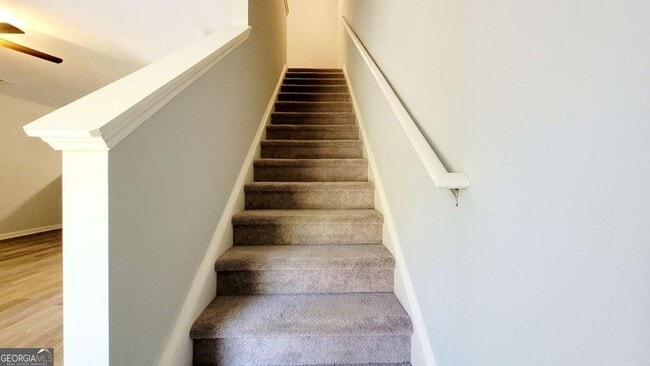 Building Photo - 2566 Piering Dr