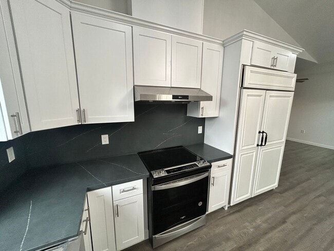 Building Photo - 3 Bedroom 2 Bath Home Modesto Ca