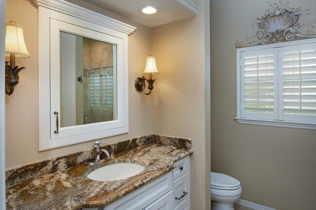 Building Photo - 710 Timber Ridge Trail SW