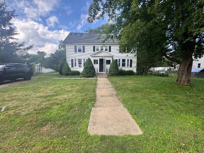 Building Photo - 14 Wheelwright Rd