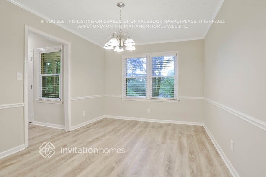 Building Photo - 349 Charmers Way SW