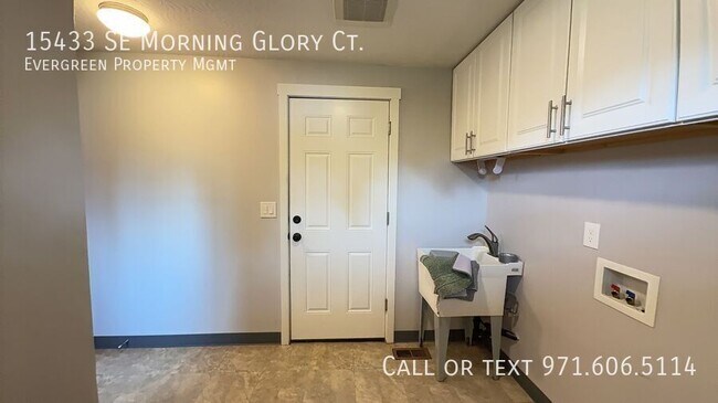 Building Photo - 15433 SE Morning Glory Ct