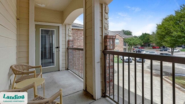 Building Photo - 6101 N Riverside Dr