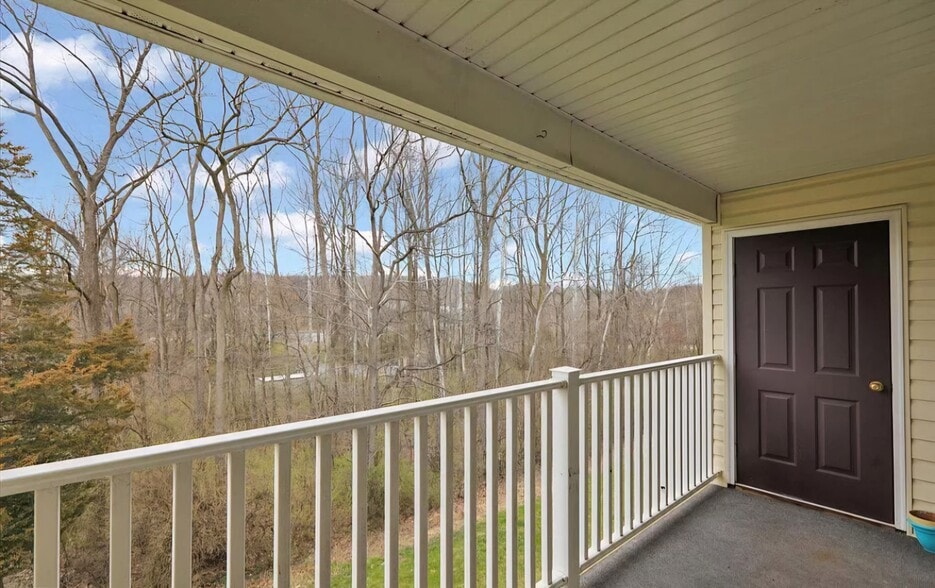 Covered Porch - 172 Christine Dr