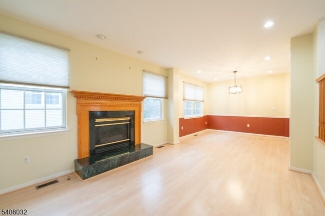 Building Photo - 23 Hansom Rd