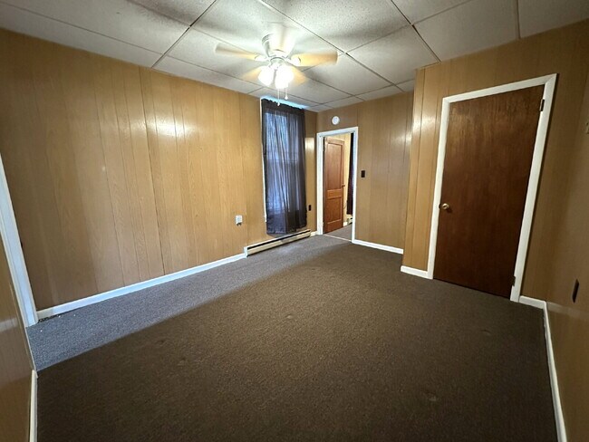 Building Photo - Second Floor Apartment in Westminster