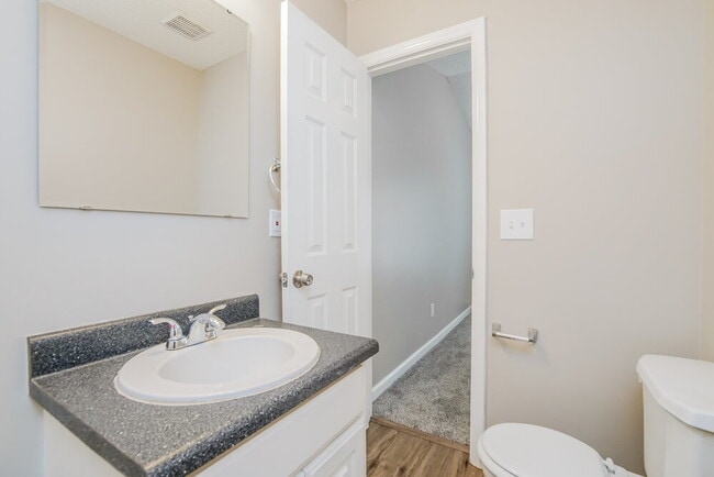 Building Photo - 33 35 Brantley Cir