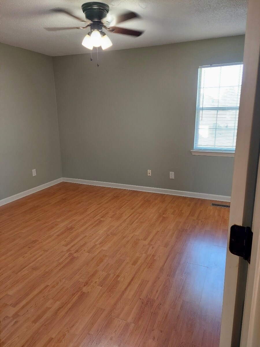 Bedroom 1 - 114 Eveningside Dr