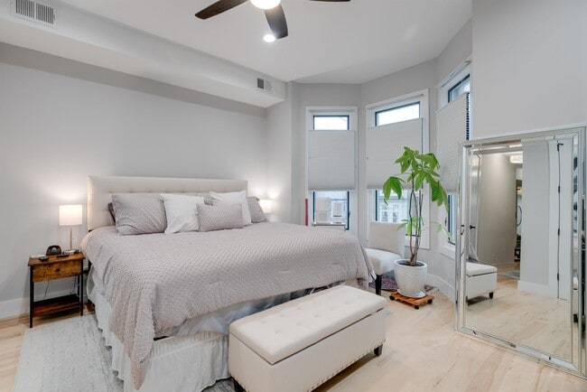 Building Photo - 287 Webster Ave