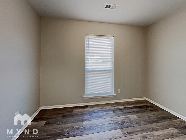 Building Photo - 3403 Southern Ginger Dr