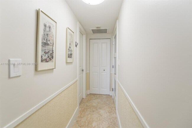 Building Photo - 1980 S Ocean Dr