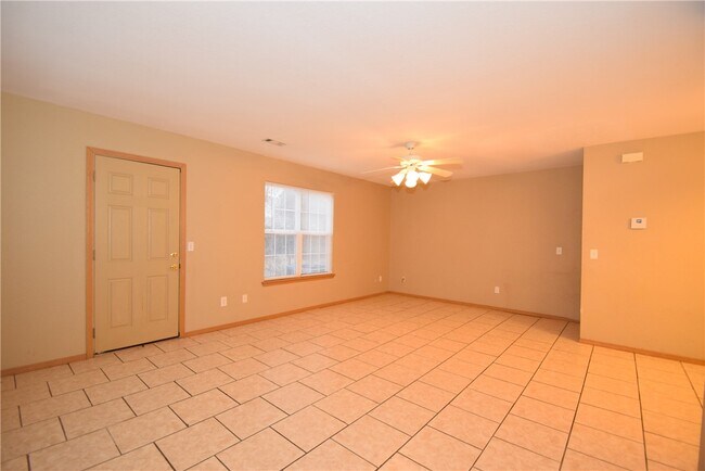 Building Photo - 1154 Homestead Loop