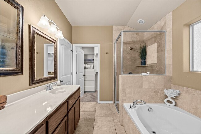 Building Photo - 1126 Fallow Ln