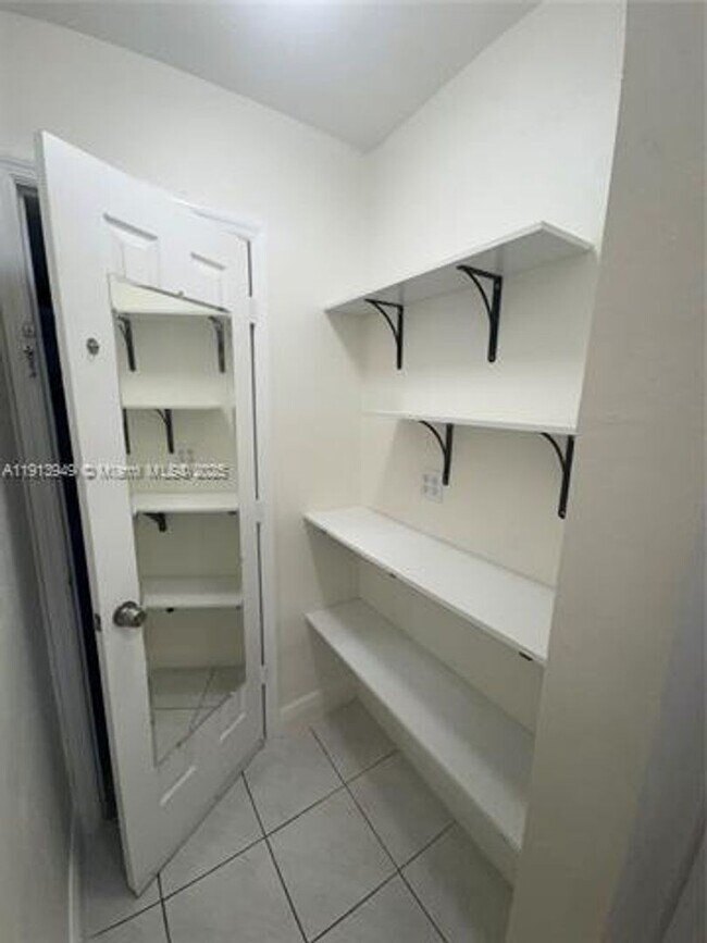 Building Photo - 29523 SW 144th Ct