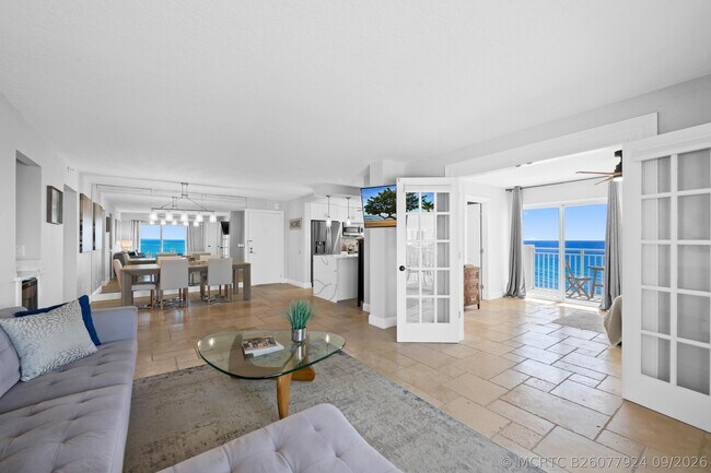 Building Photo - 4511 S Ocean Blvd