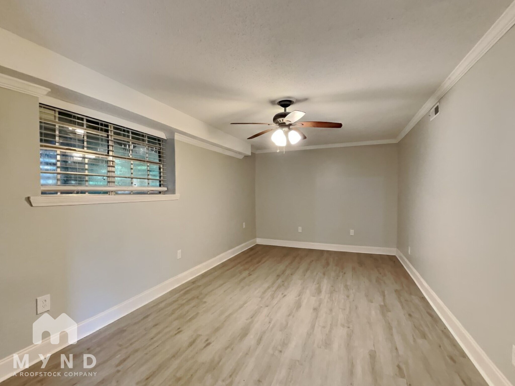 Building Photo - 532 Windy Ln