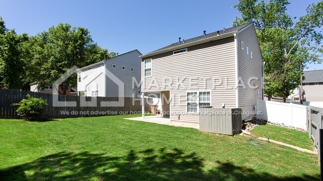 Building Photo - 602 Spanish Oak Dr