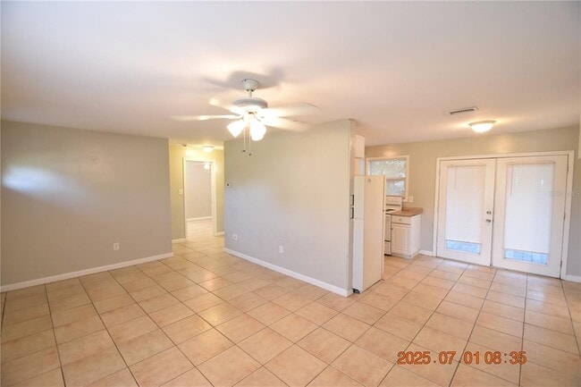 Building Photo - 818 49th Ave N