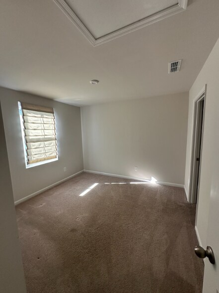 Building Photo - 80 Hunting Wood Dr