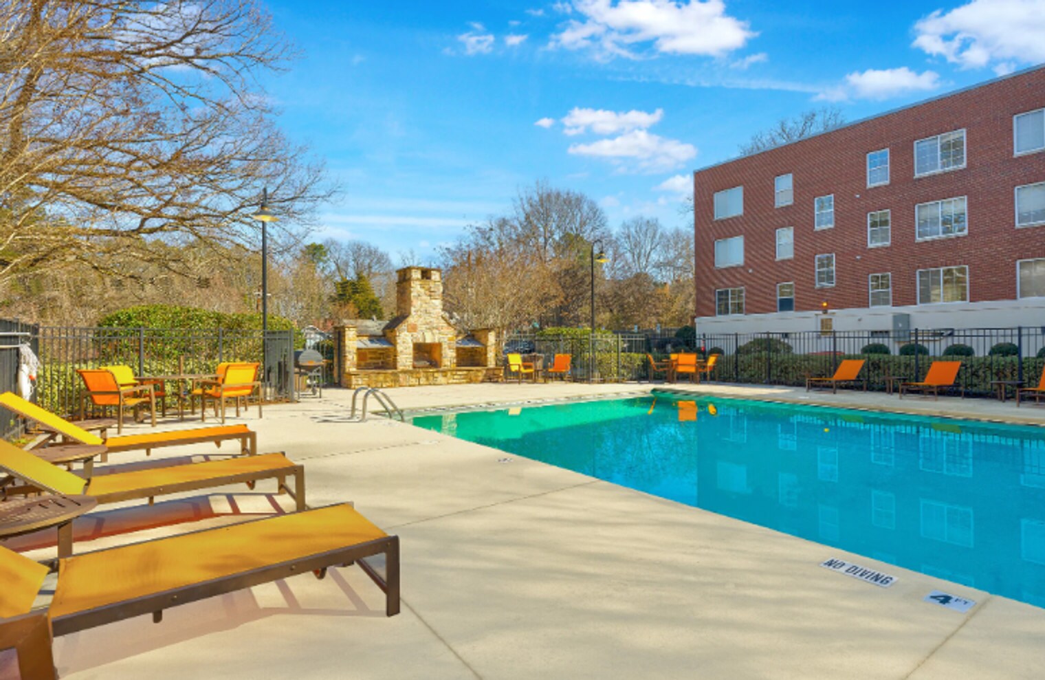 Building Photo - 1611 Duke University Rd