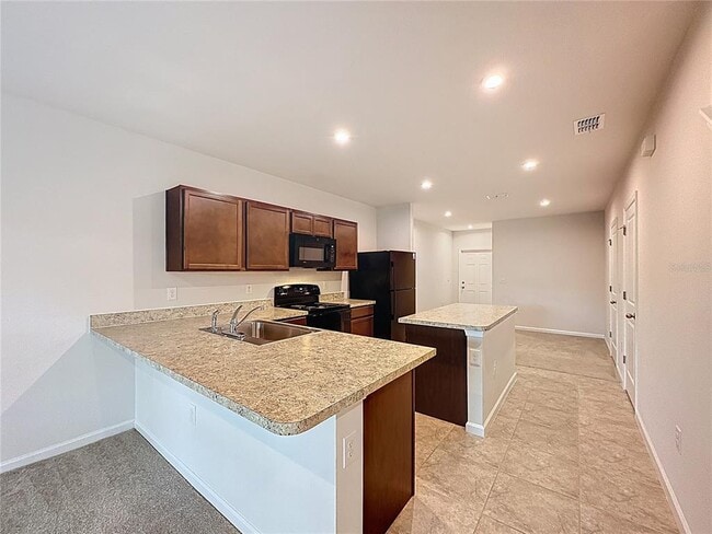 Building Photo - 409 Sedgewick Dr