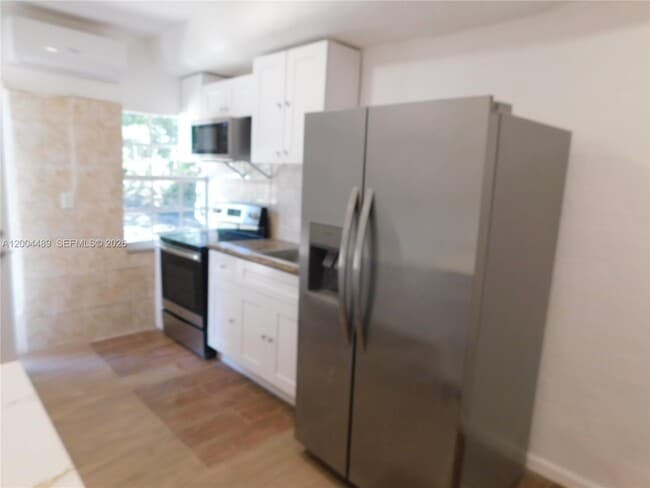 Building Photo - 10945 NW 19th Ave