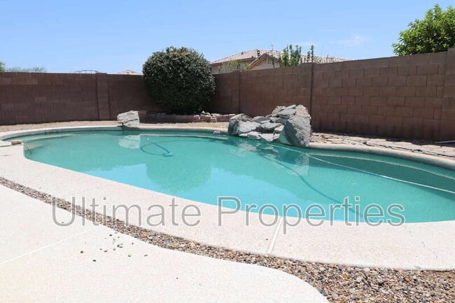 Building Photo - 12237 W Larkspur Rd
