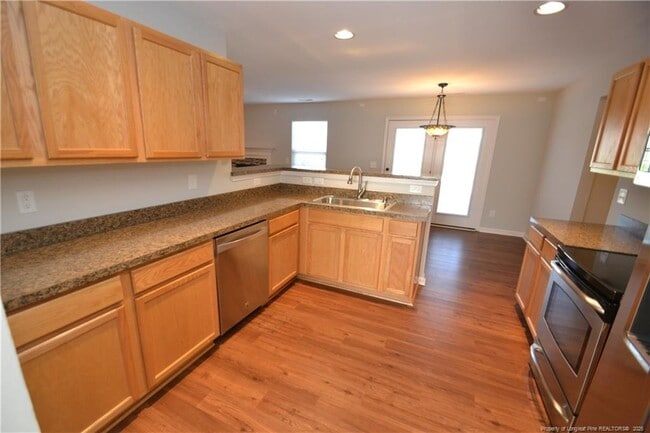 Building Photo - 501 Birchtree Valley Ct