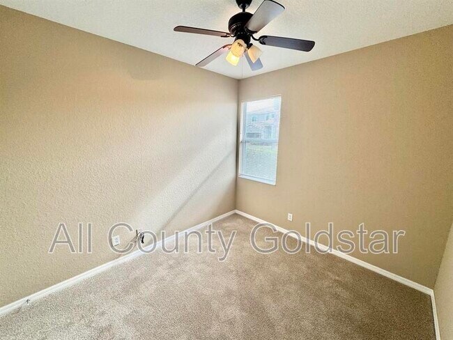 Building Photo - 11489 Tinder Ct