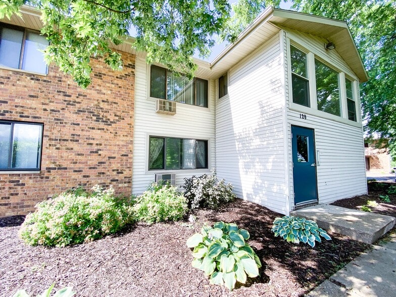 Building Photo - Capitol View Apartments