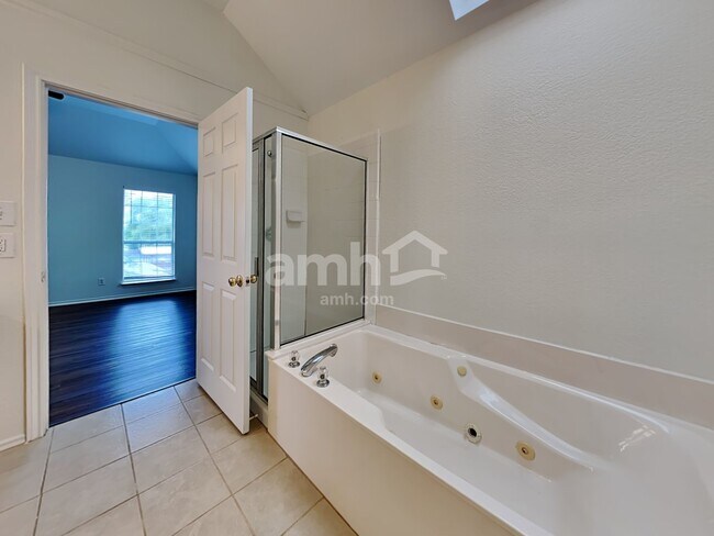 Building Photo - 1481 Apenzell Ln
