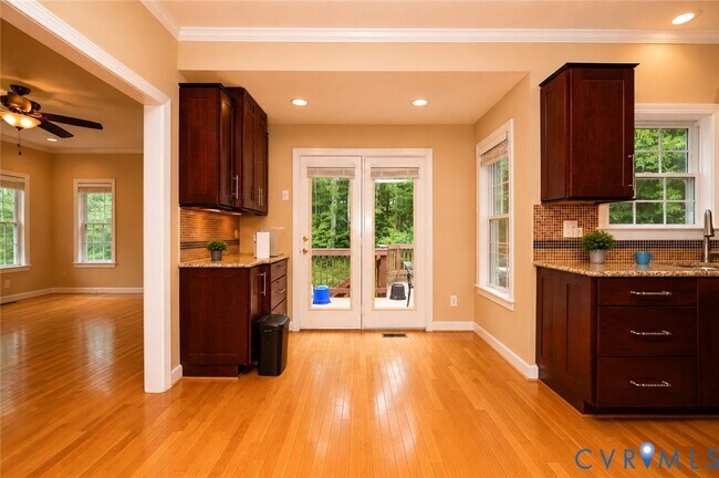 Building Photo - 11320 Sadler Oaks Dr