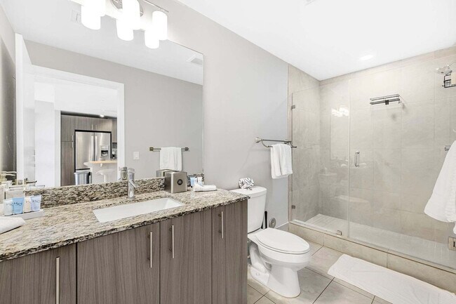 Building Photo - 5350 NW 84th Ave