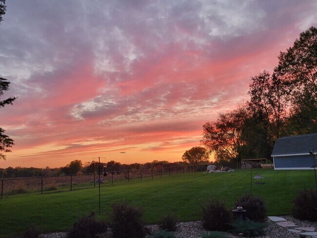 Building Photo - Executive-Level Rental Offering in SW Woodbury — Space, Privacy & High-End Finishes