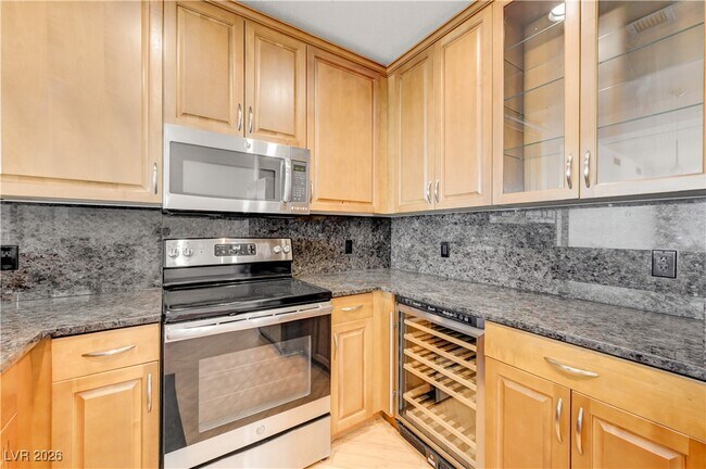 Building Photo - 8255 S Las Vegas Blvd