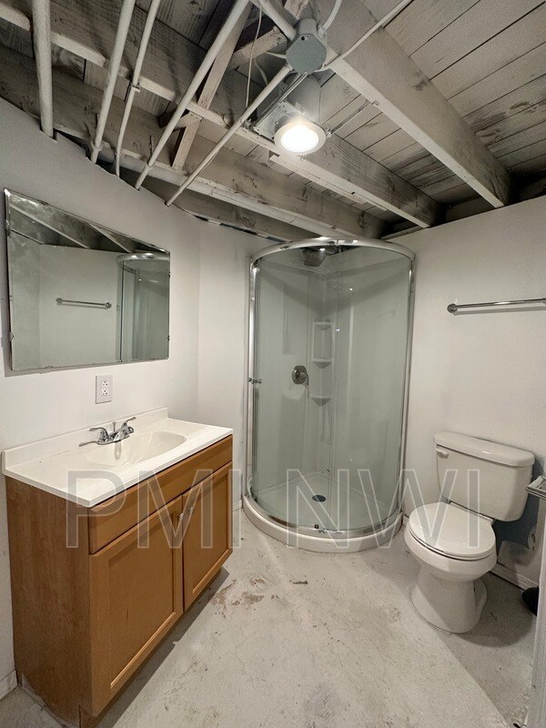 Building Photo - 209 N Rensselaer Ave