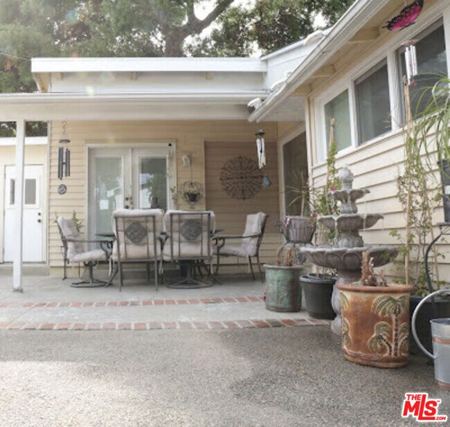 Building Photo - 12214 Emelita St