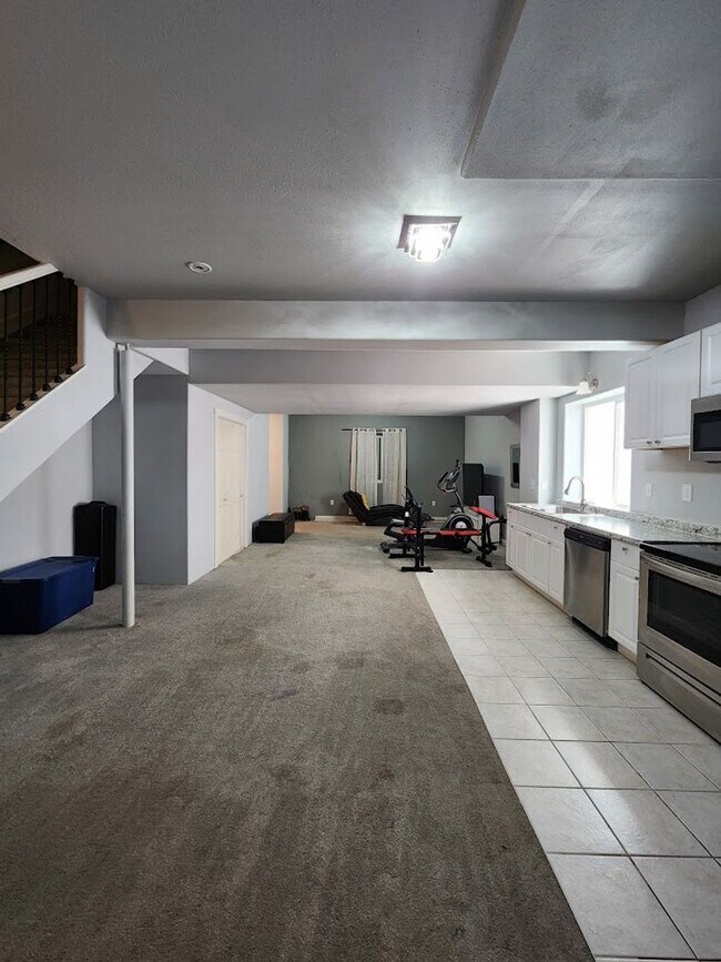 Building Photo - Long Realty & Property Management - 5 bedroom Stunning Home with Full Finished Basement