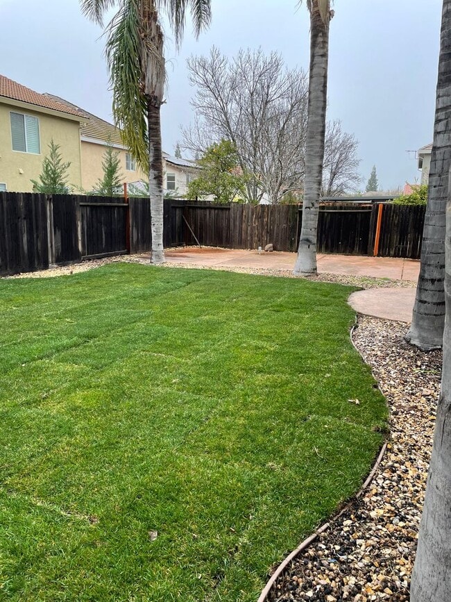 Building Photo - LARGE TWO STORY HOME IN ROCKLIN WITH 4 BEDROOM PLUS DEN & BONUS ROOM