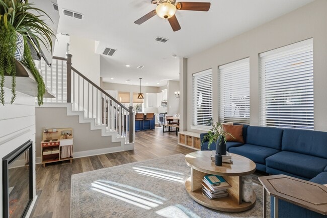 Building Photo - 18618 Admiration Dr