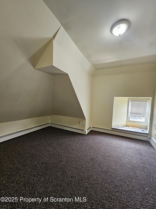 Building Photo - 1207 Mulberry St