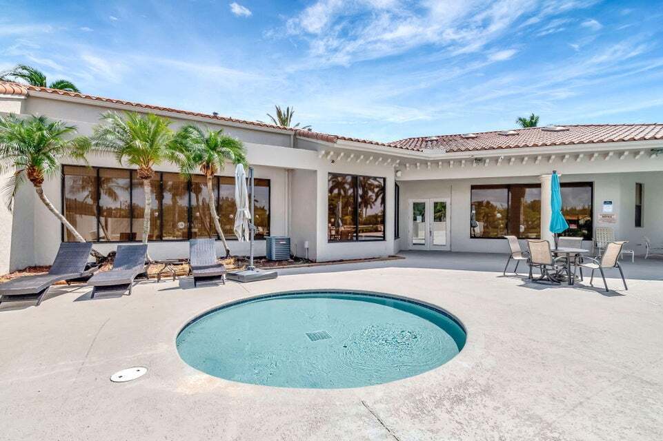 Building Photo - 1701 Balfour Point Dr